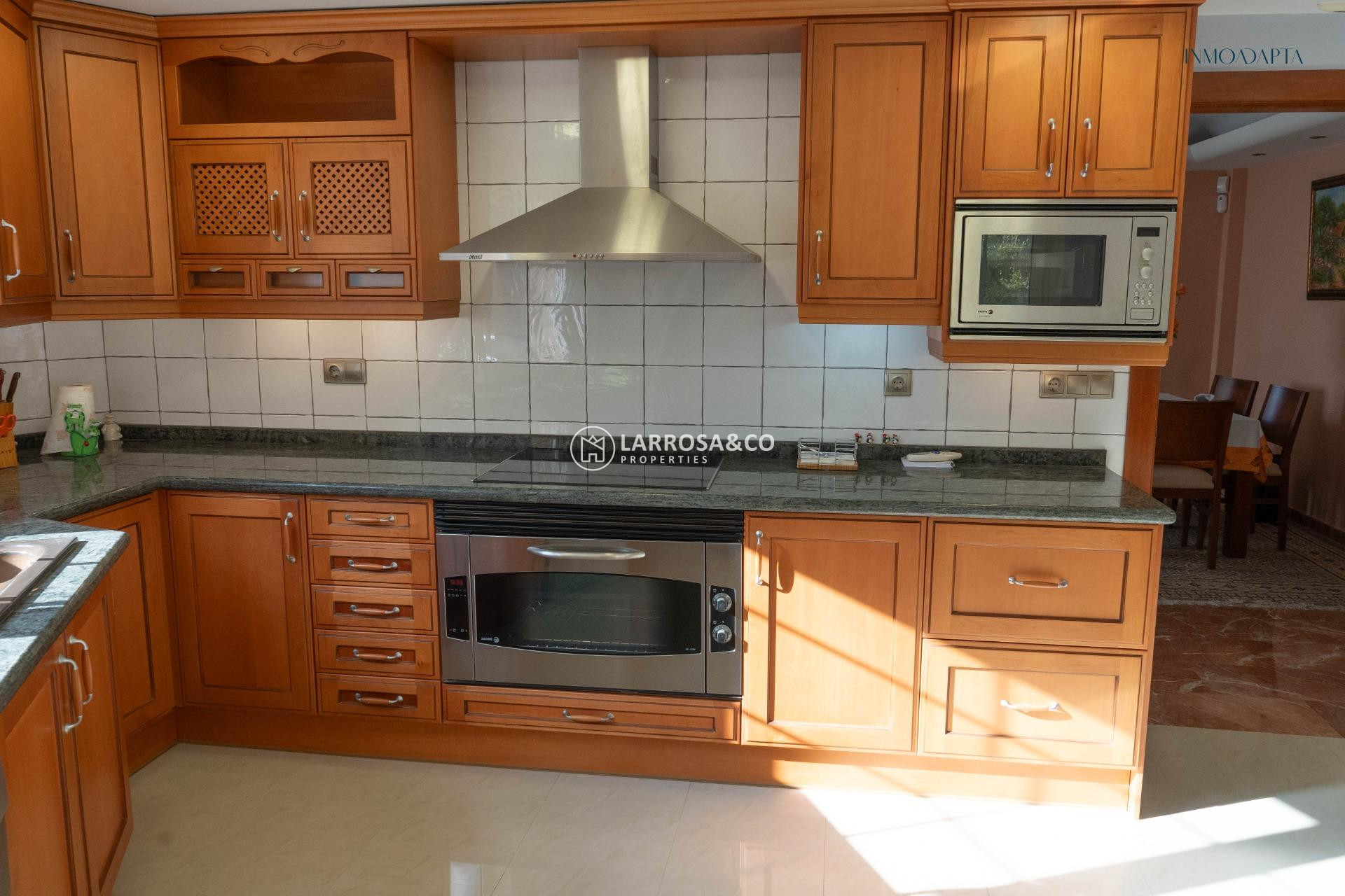 Reventa - Adosado - Redovan