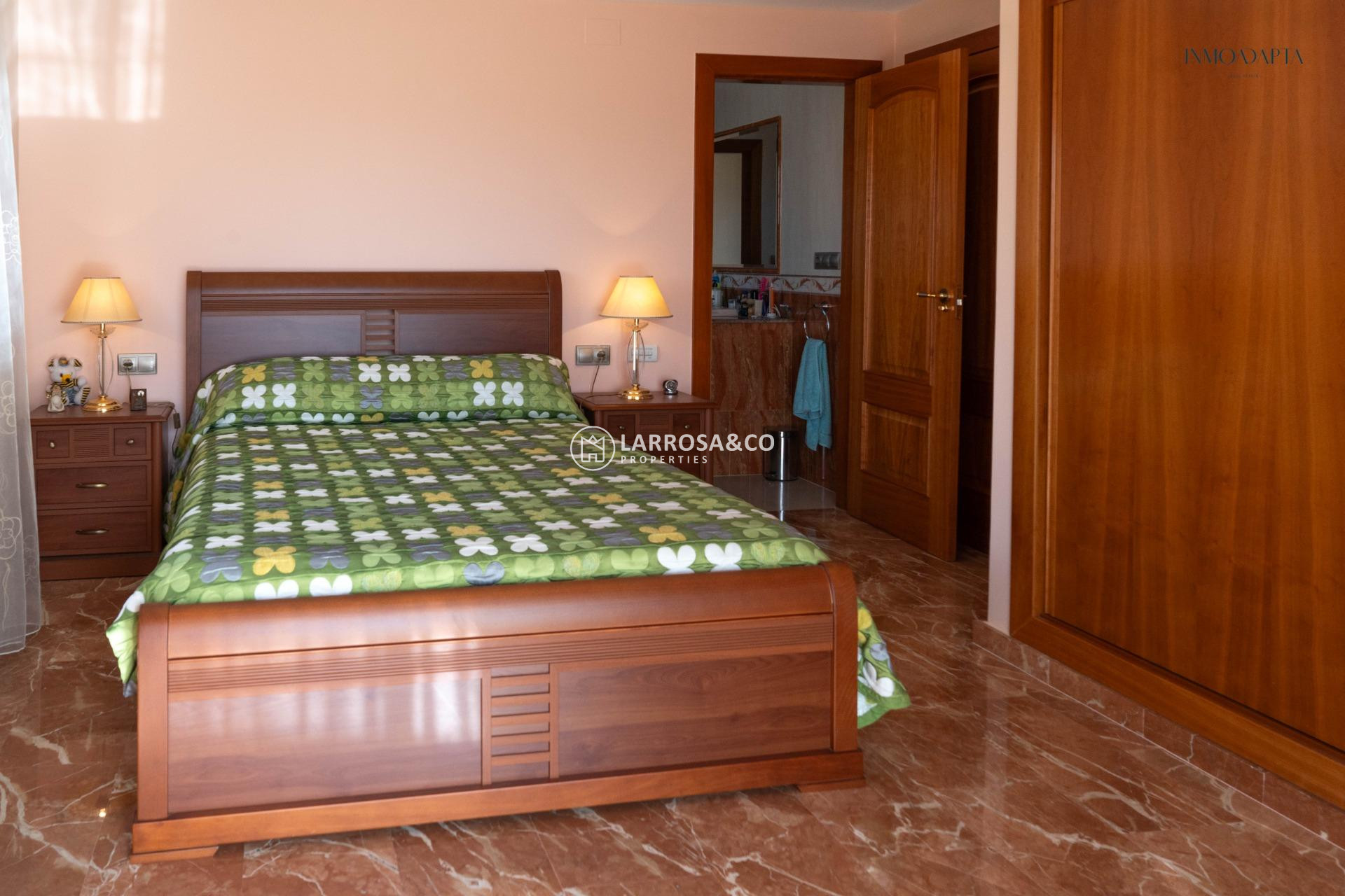 Reventa - Adosado - Redovan