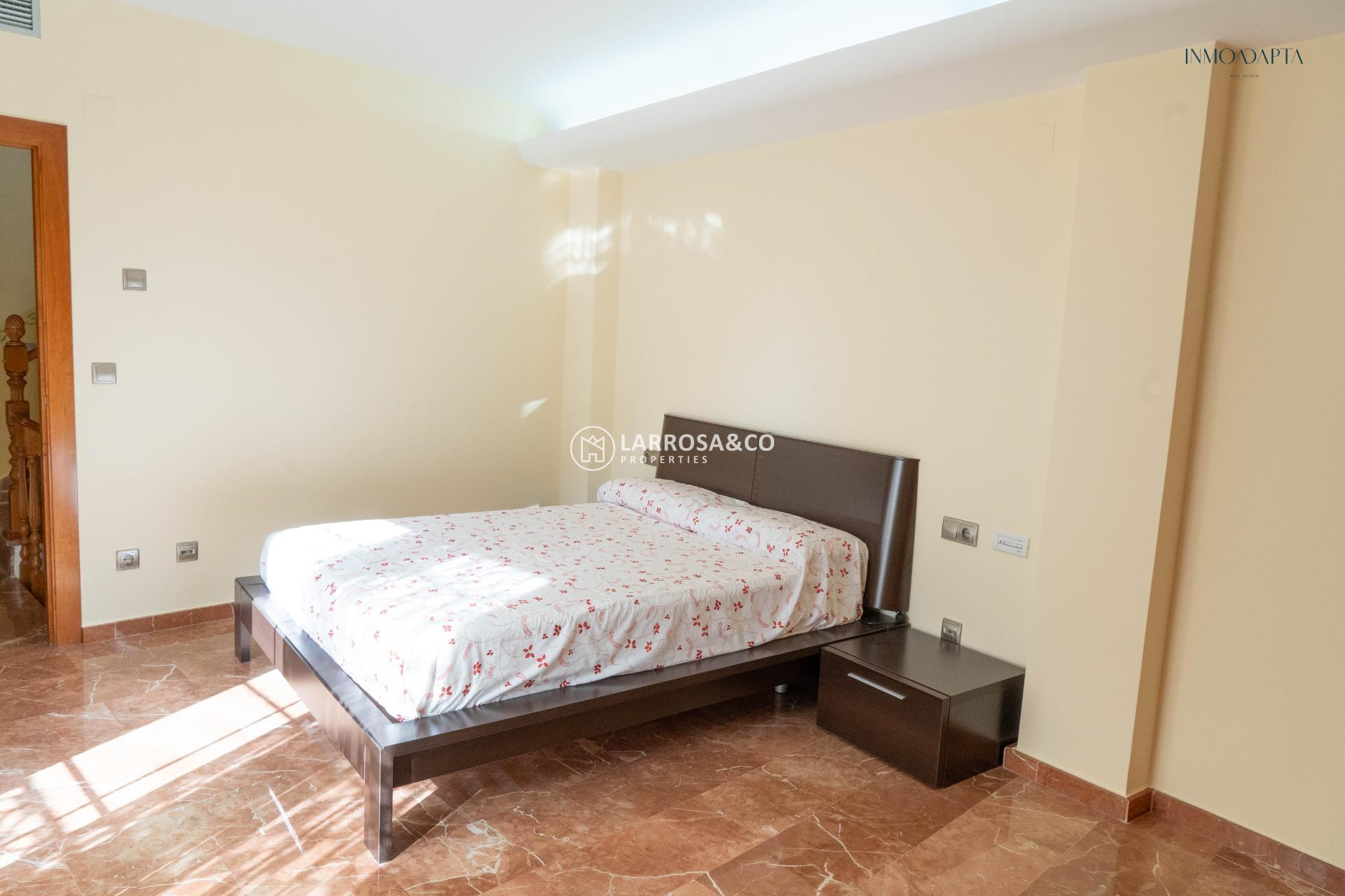 Reventa - Adosado - Redovan