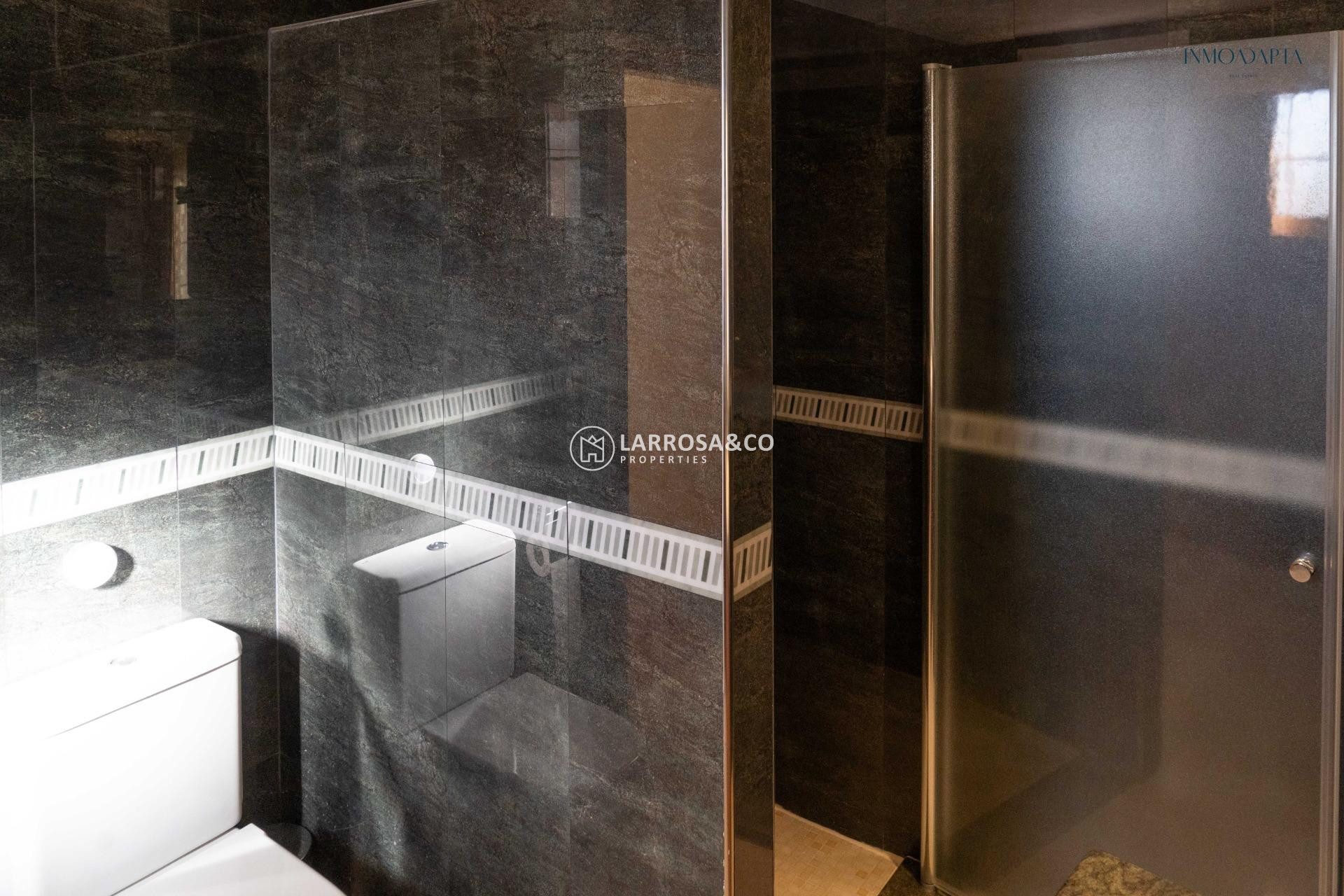 Reventa - Adosado - Redovan