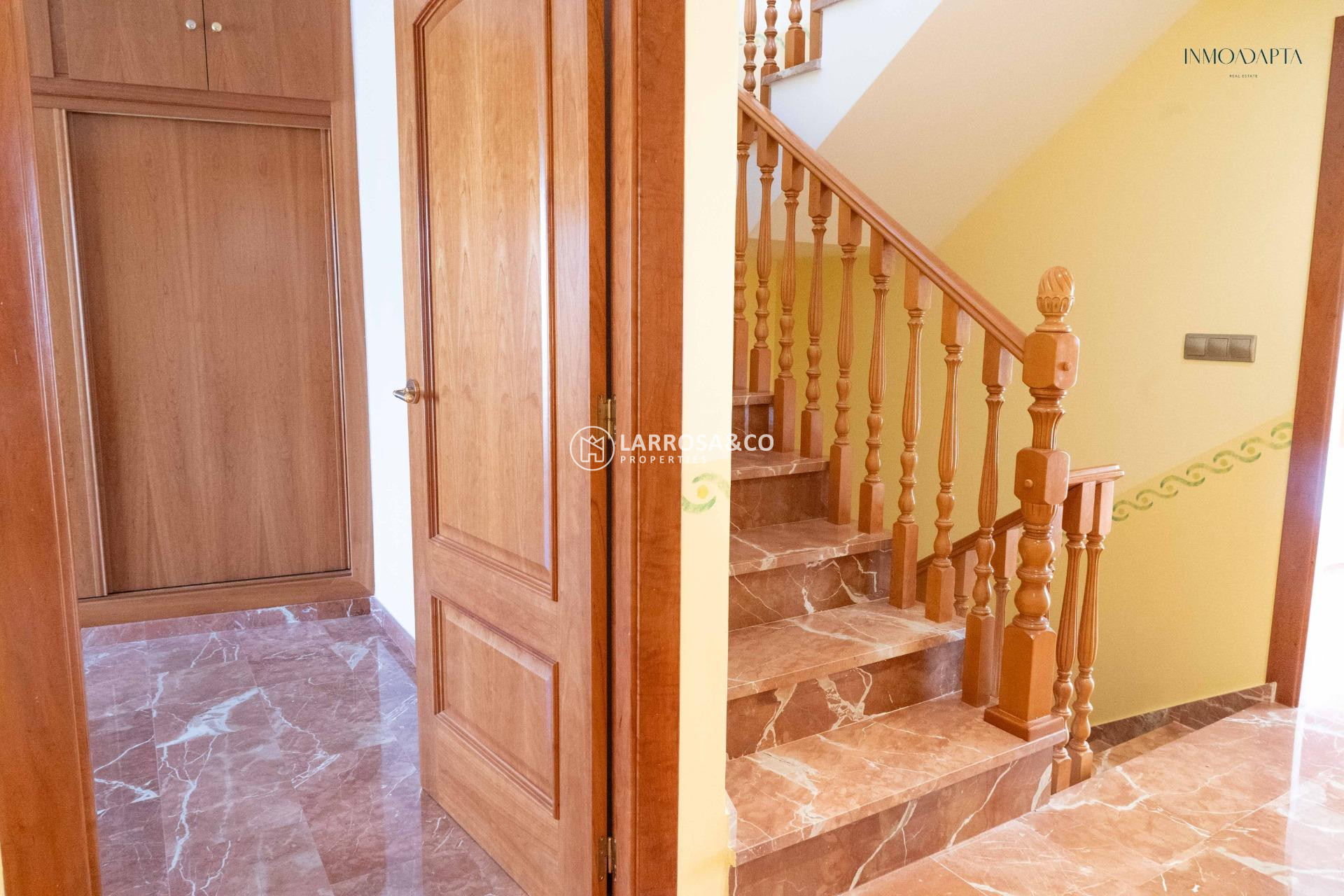 Reventa - Adosado - Redovan