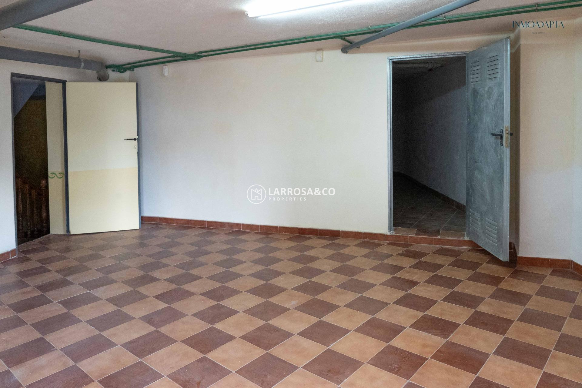 Reventa - Adosado - Redovan