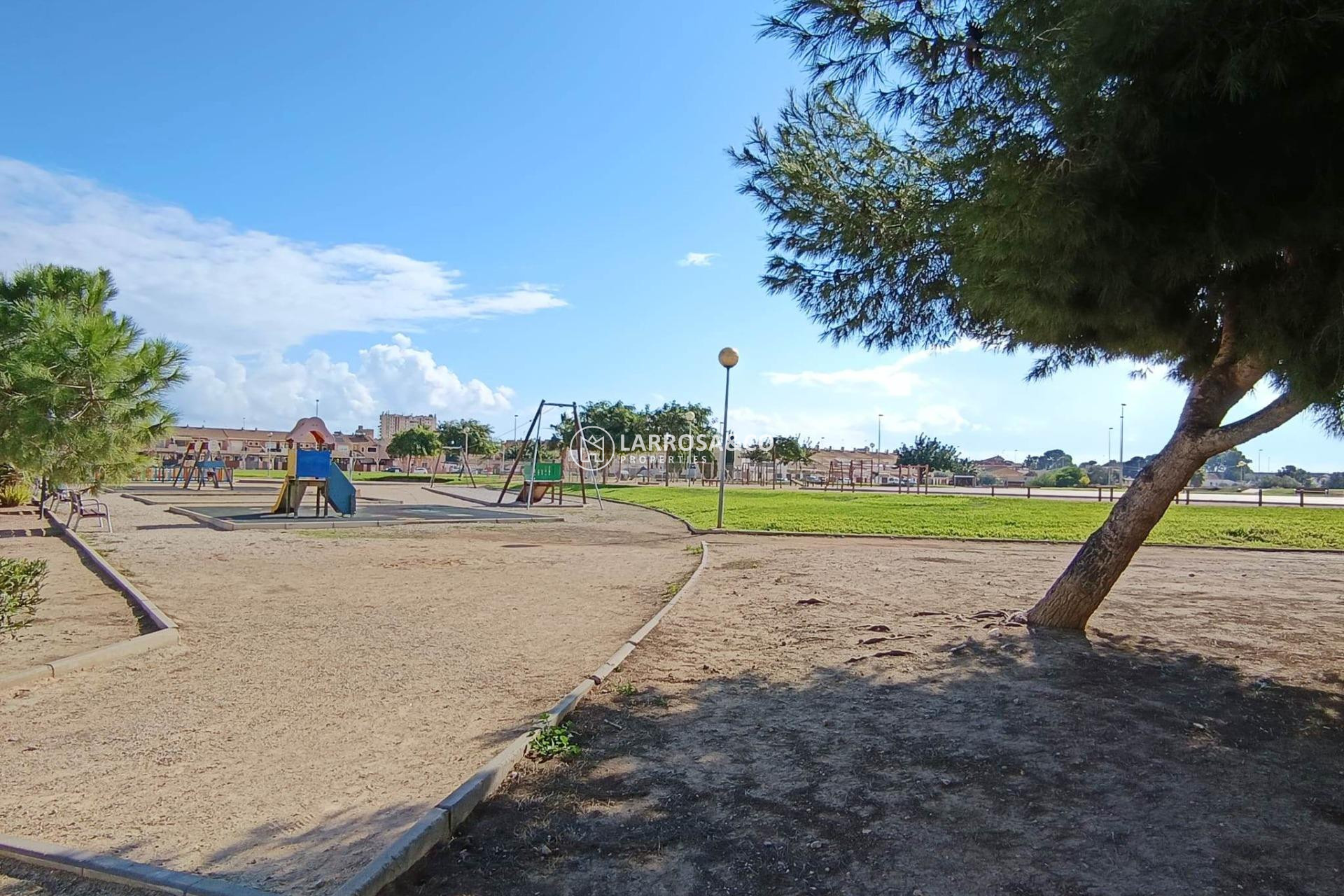 Reventa - Adosado - Santiago de la ribera - zona san blas