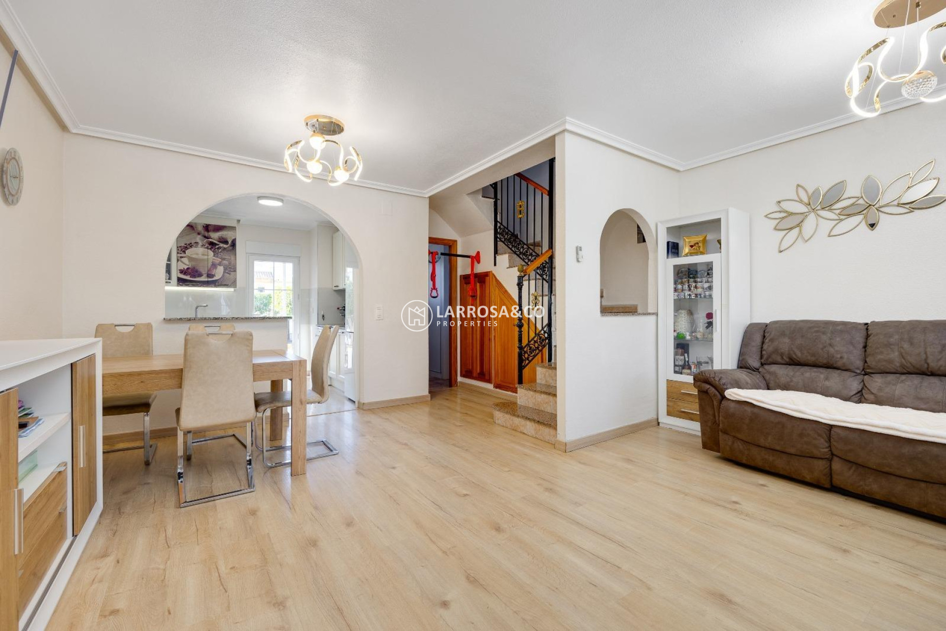 Reventa - Adosado - Torrevieja - Aguas Nuevas