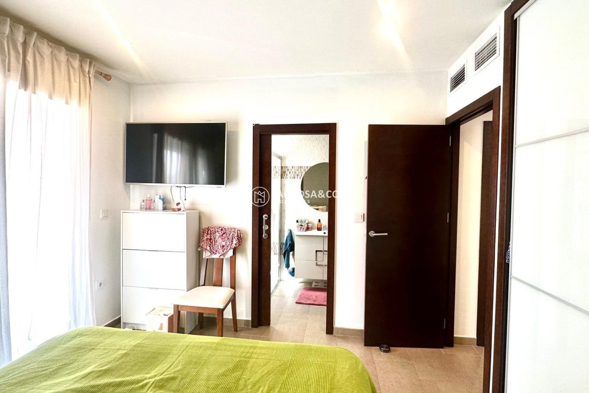 Reventa - Adosado - Torrevieja - Aguas Nuevas