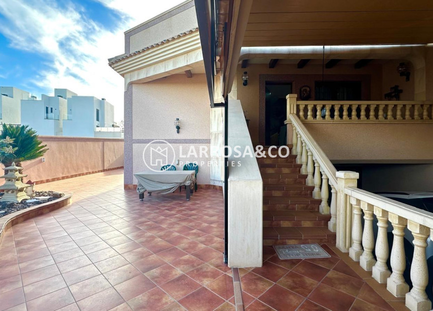 Reventa - Adosado - Torrevieja - La siesta