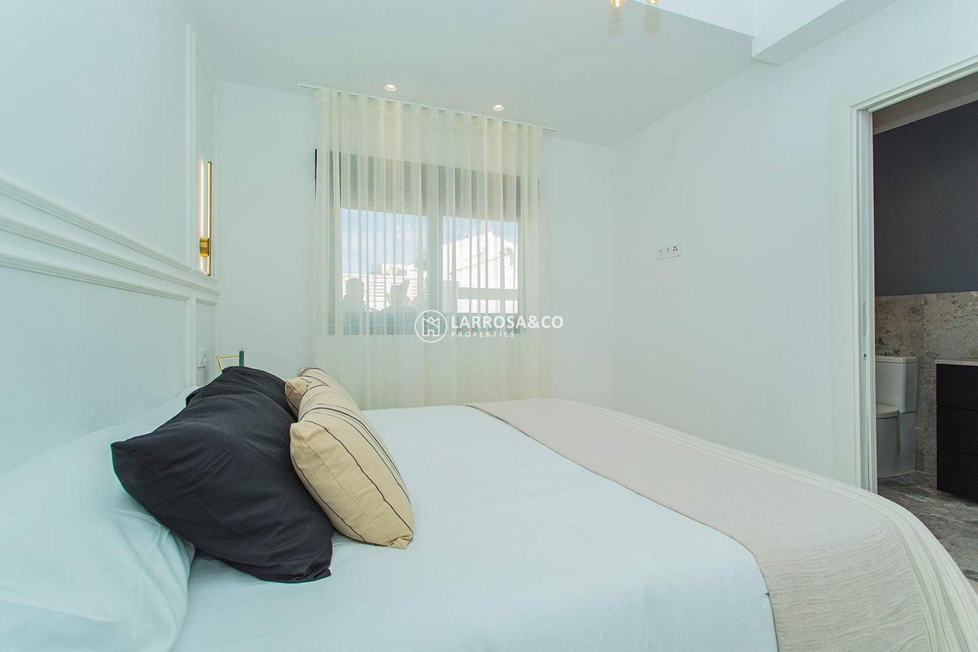 Reventa - Adosado - Torrevieja - La siesta