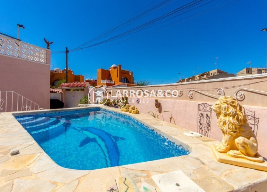 Reventa - Adosado - Torrevieja - Los Frutales/ La Rosaleda