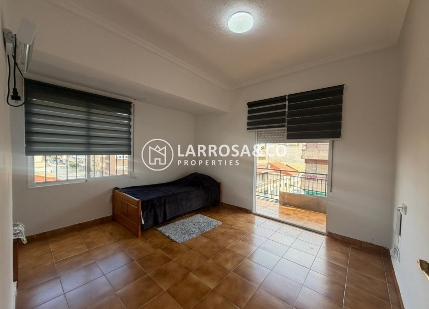Reventa - Apartamento - Almoradí