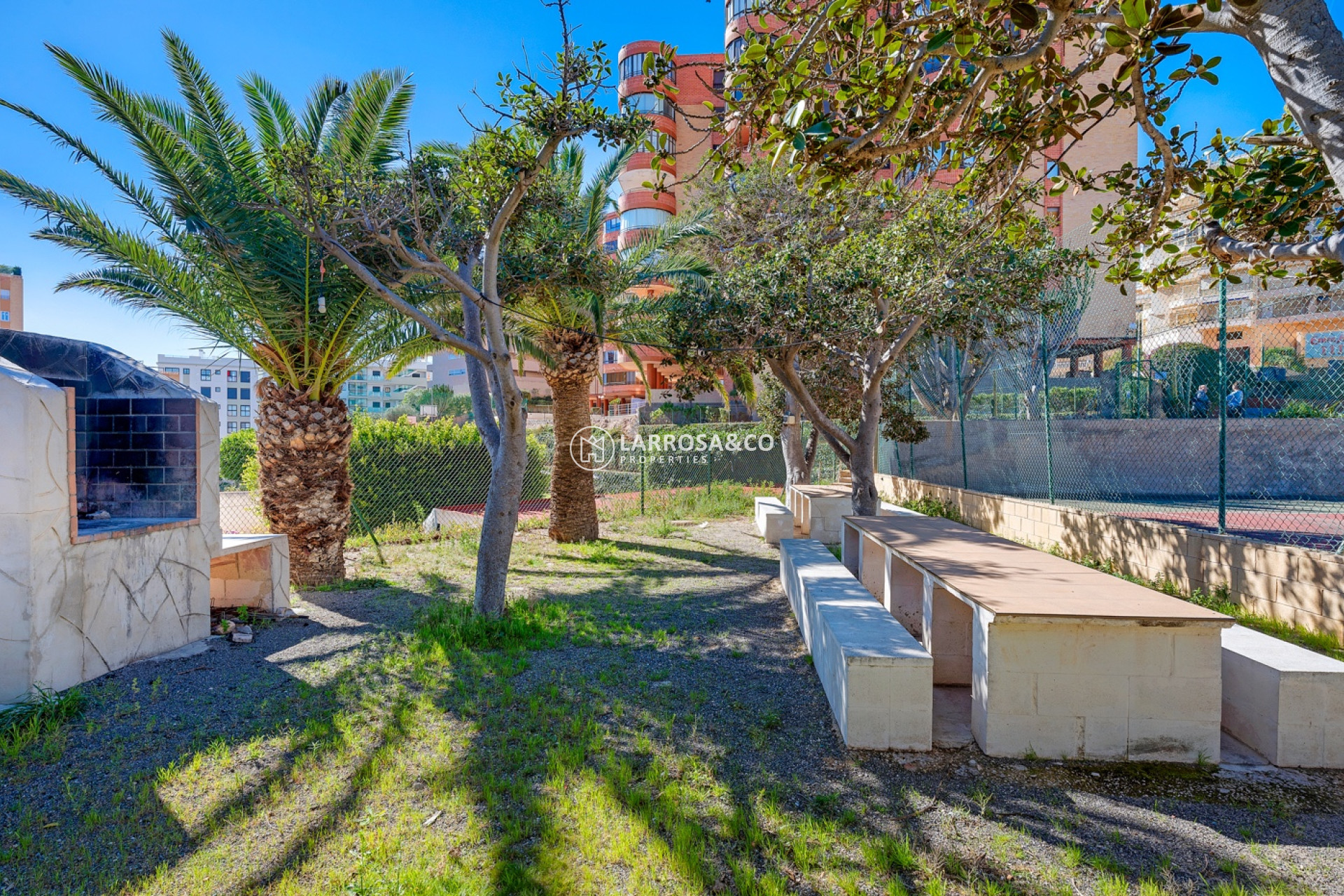 Reventa - Apartamento - Arenales del sol - Segunda linea playa