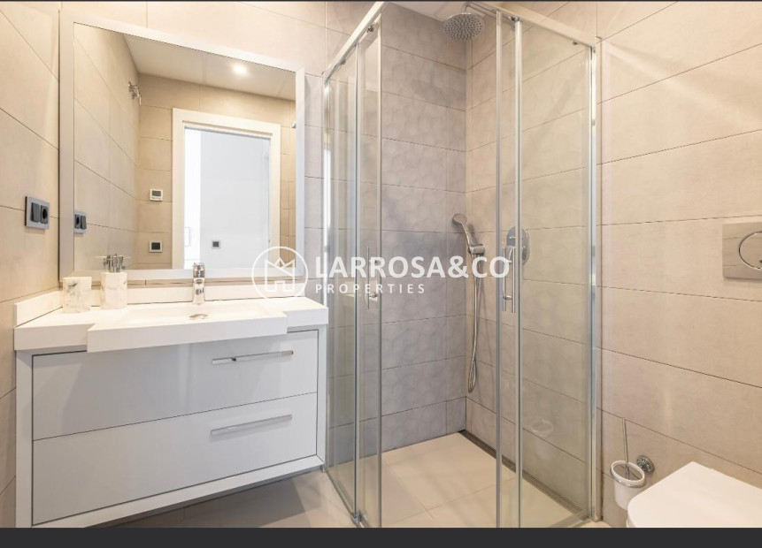 Reventa - Apartamento - Benidorm - Playa de Poniente