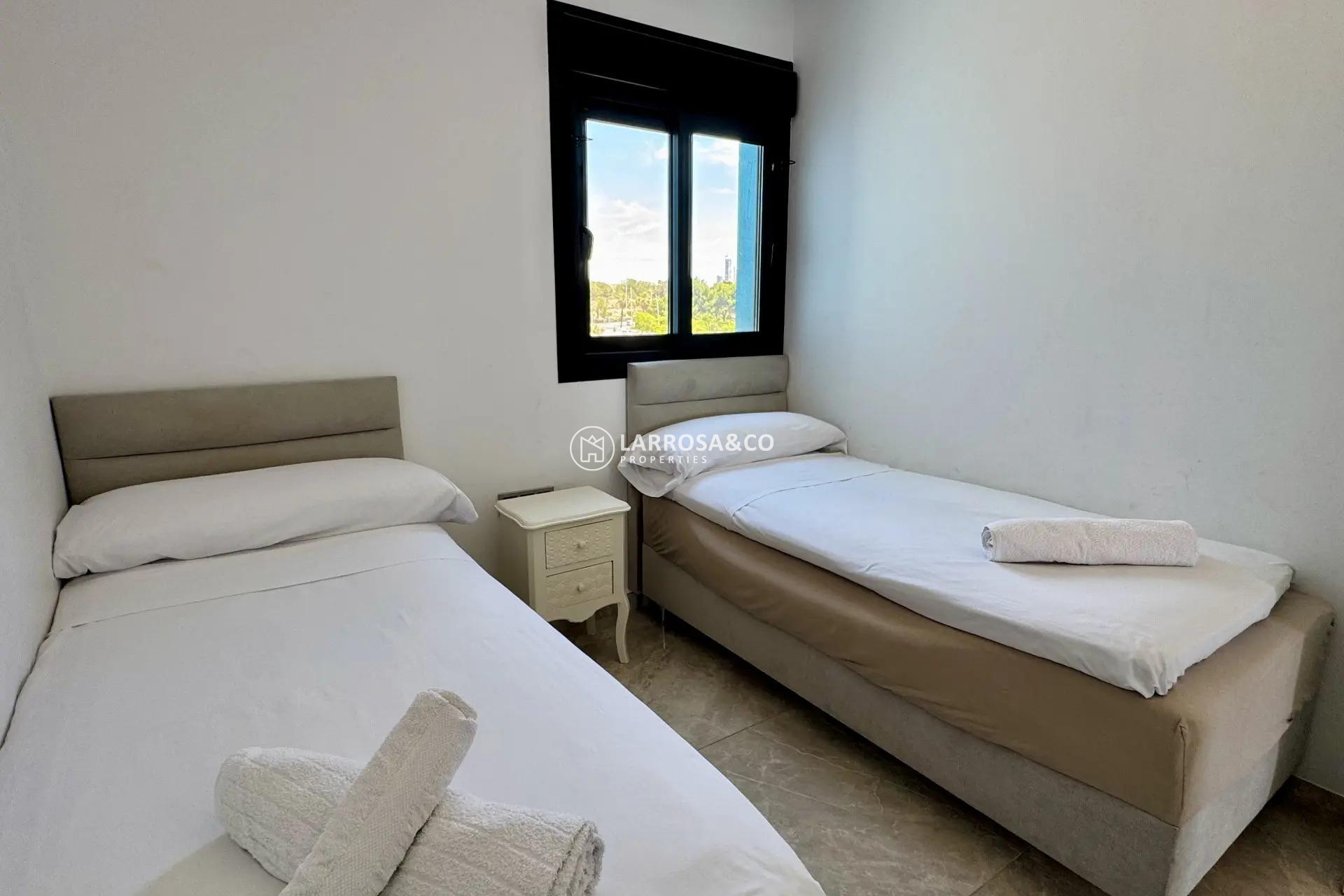 Reventa - Apartamento - Benidorm - Playa de Poniente