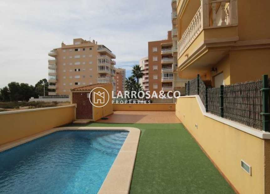 Reventa - Apartamento - Guardamar del Segura - puerto deportivo