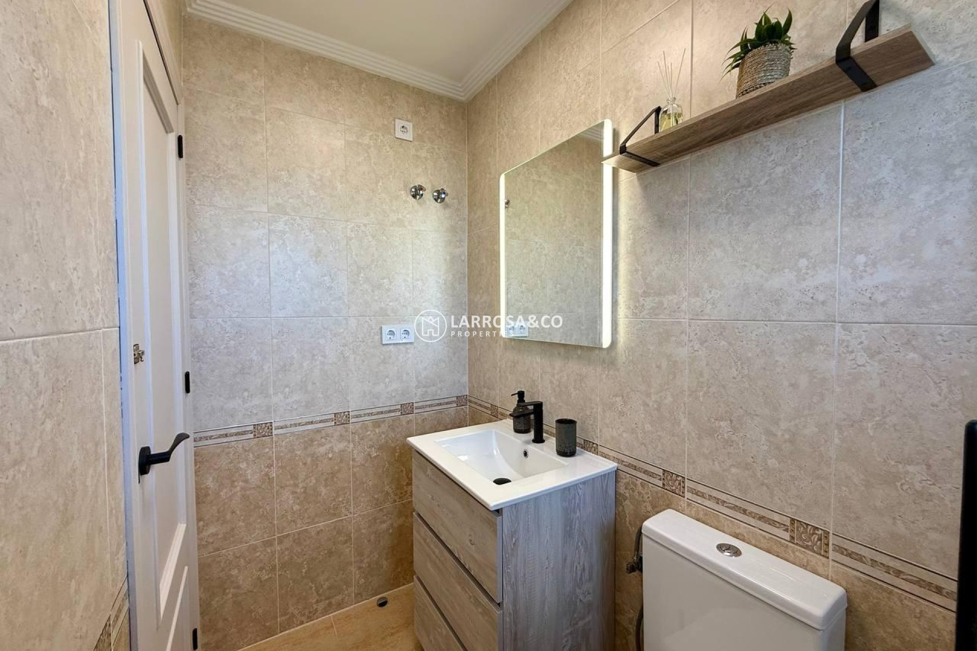 Reventa - Apartamento - Guardamar del Segura - Puerto