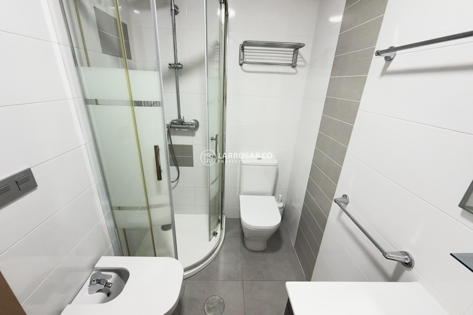 Reventa - Apartamento - Guardamar del Segura - Urbanizaciones
