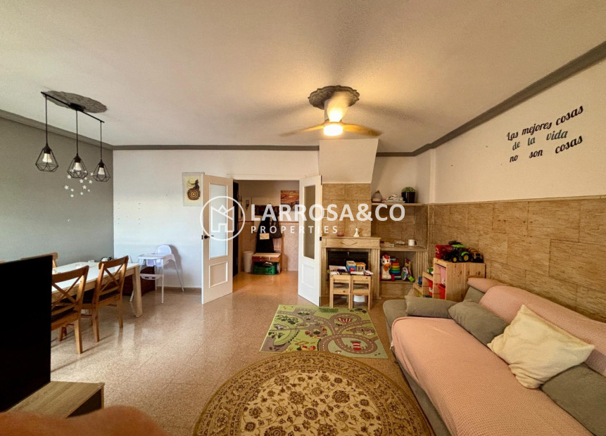 Reventa - Apartamento - Los Montesinos - LOS MONTESINOS