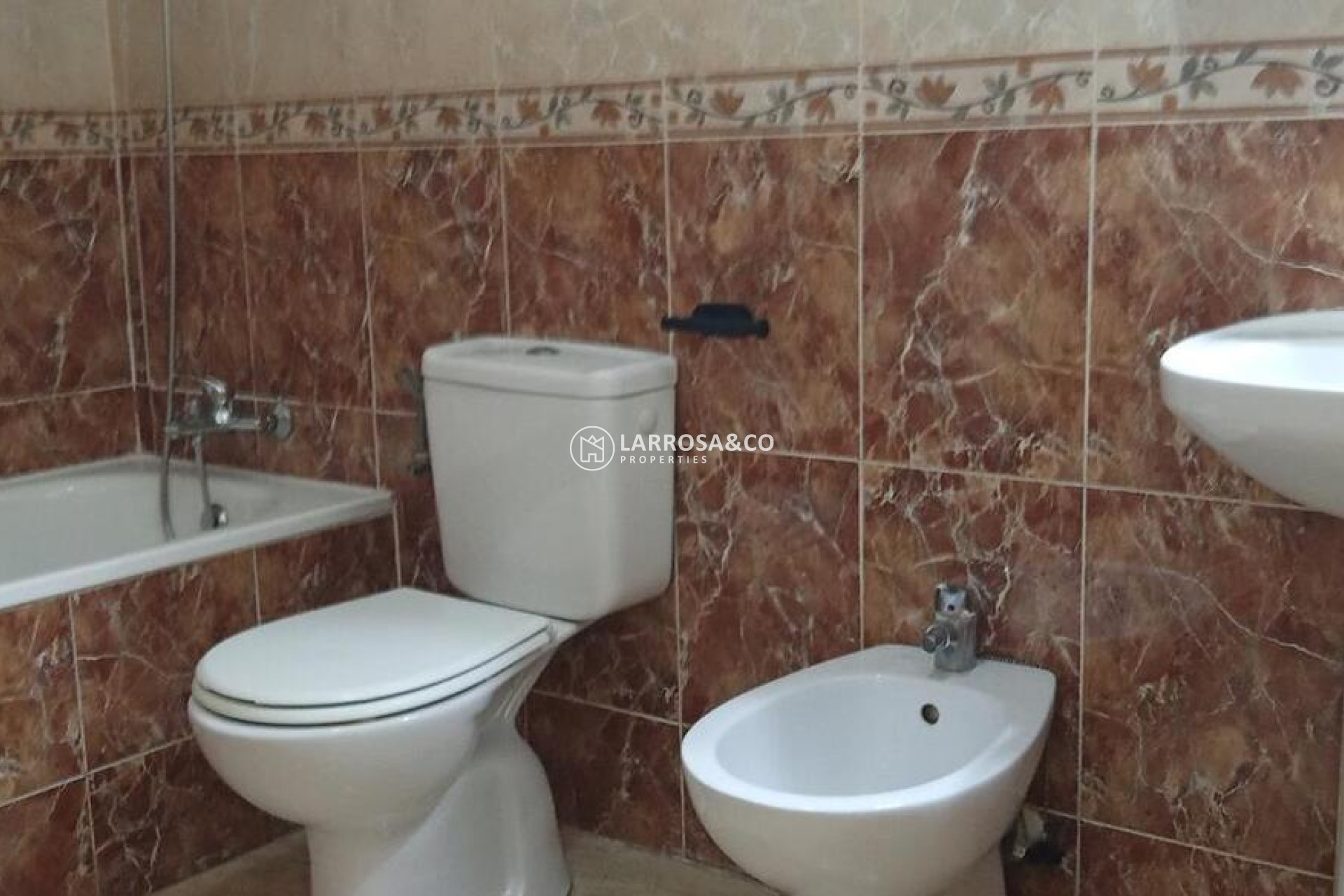 Reventa - Apartamento - Los Montesinos - PUEBLO CENTRO