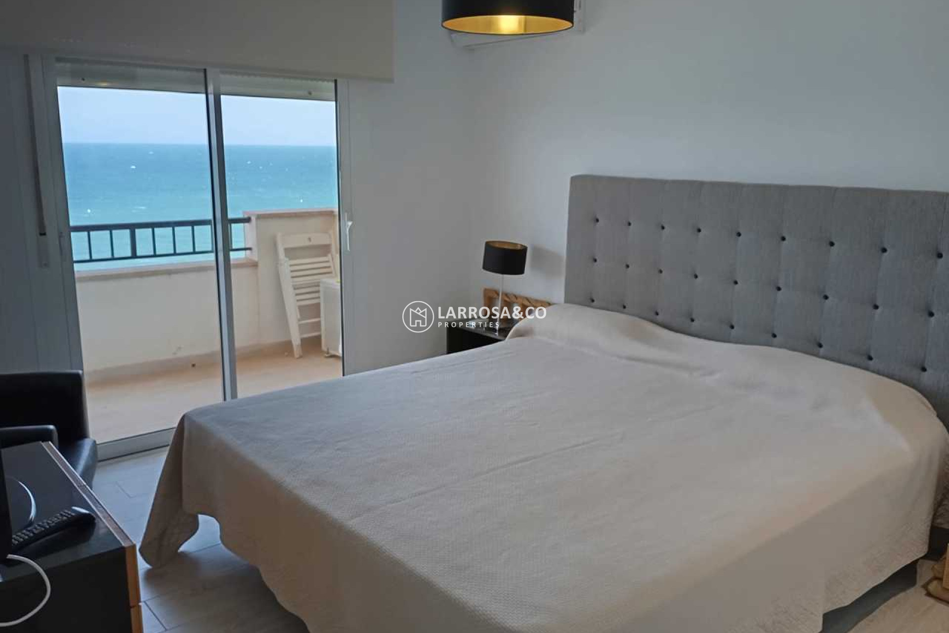 Reventa - Apartamento - Mil Palmeras - Costa Blanca