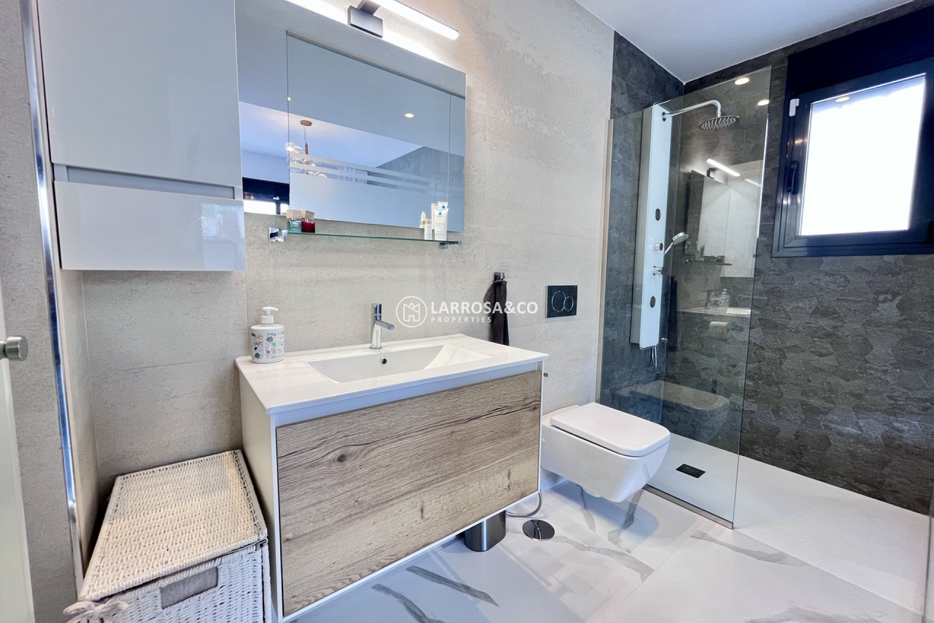 Reventa - Apartamento - San Miguel de Salinas - Inland