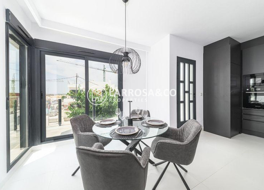 Reventa - Apartamento - San Miguel de Salinas - Inland