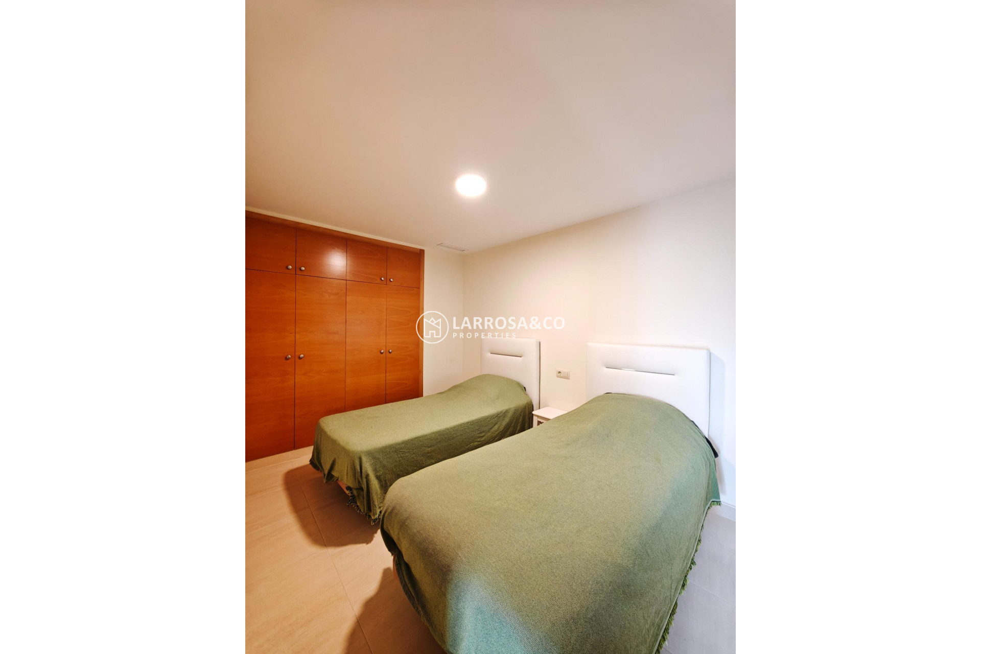 Reventa - Apartamento - San Miguel de Salinas