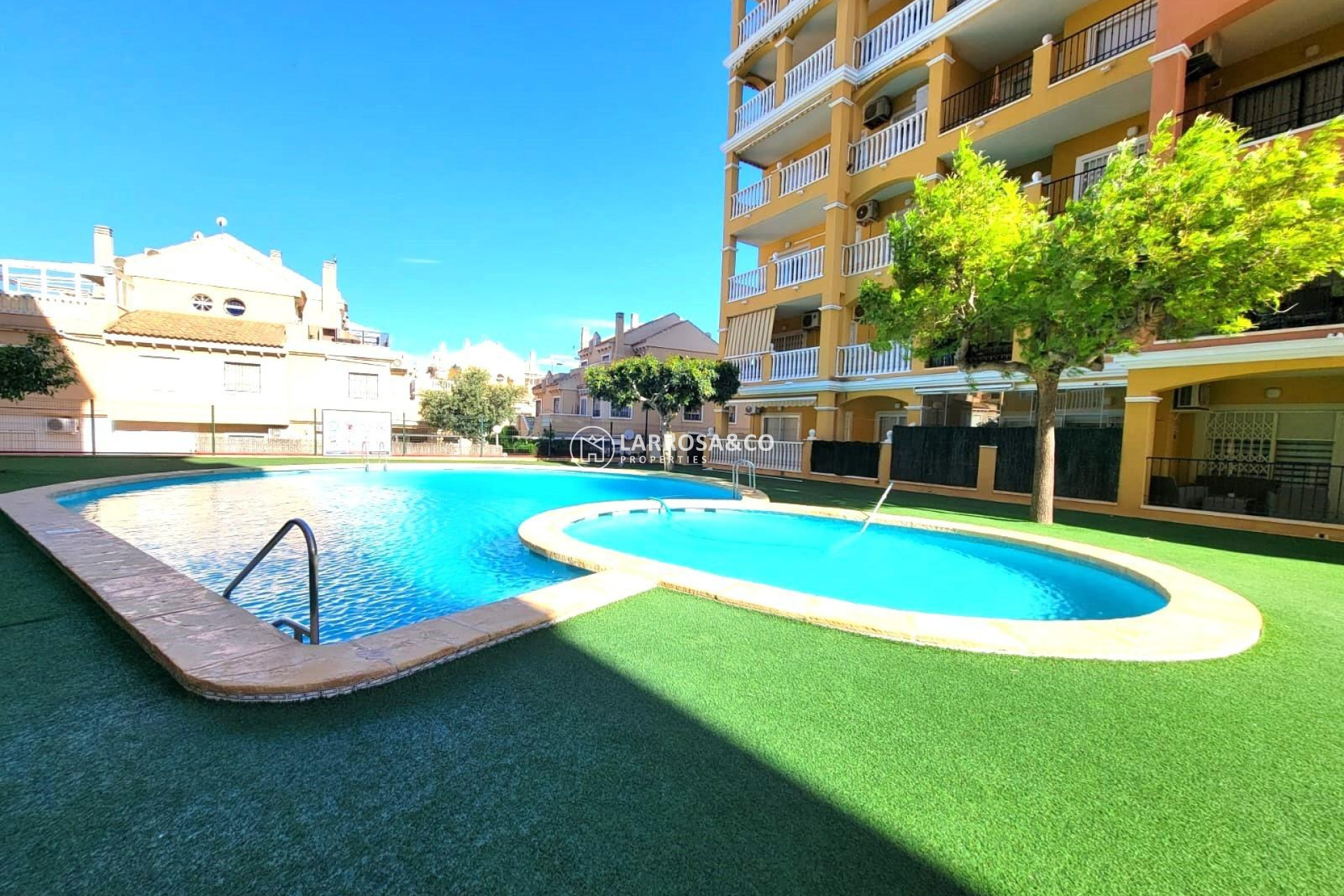 Reventa - Apartamento - Torrevieja - Aguas Nuevas