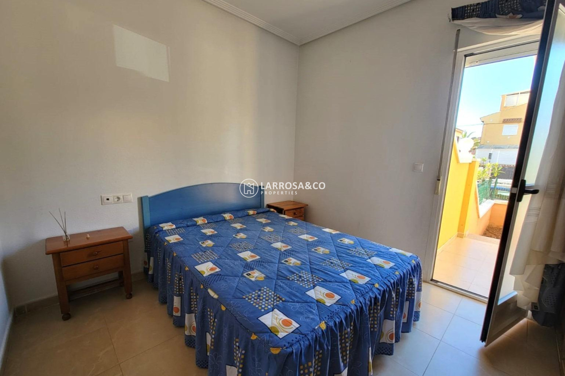 Reventa - Apartamento - Torrevieja - Aguas Nuevas