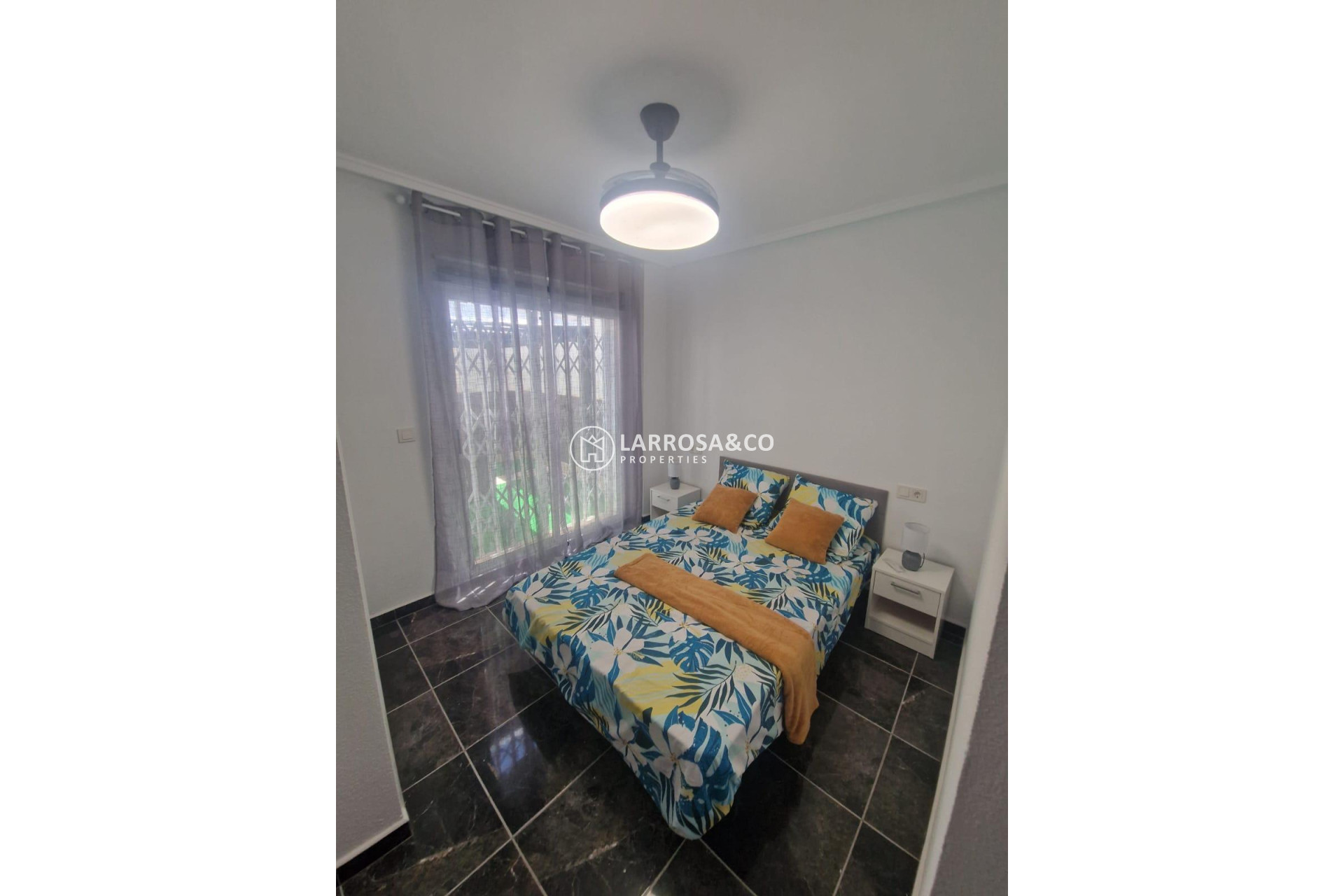 Reventa - Apartamento - Torrevieja - Centro - Muelle Pesquero