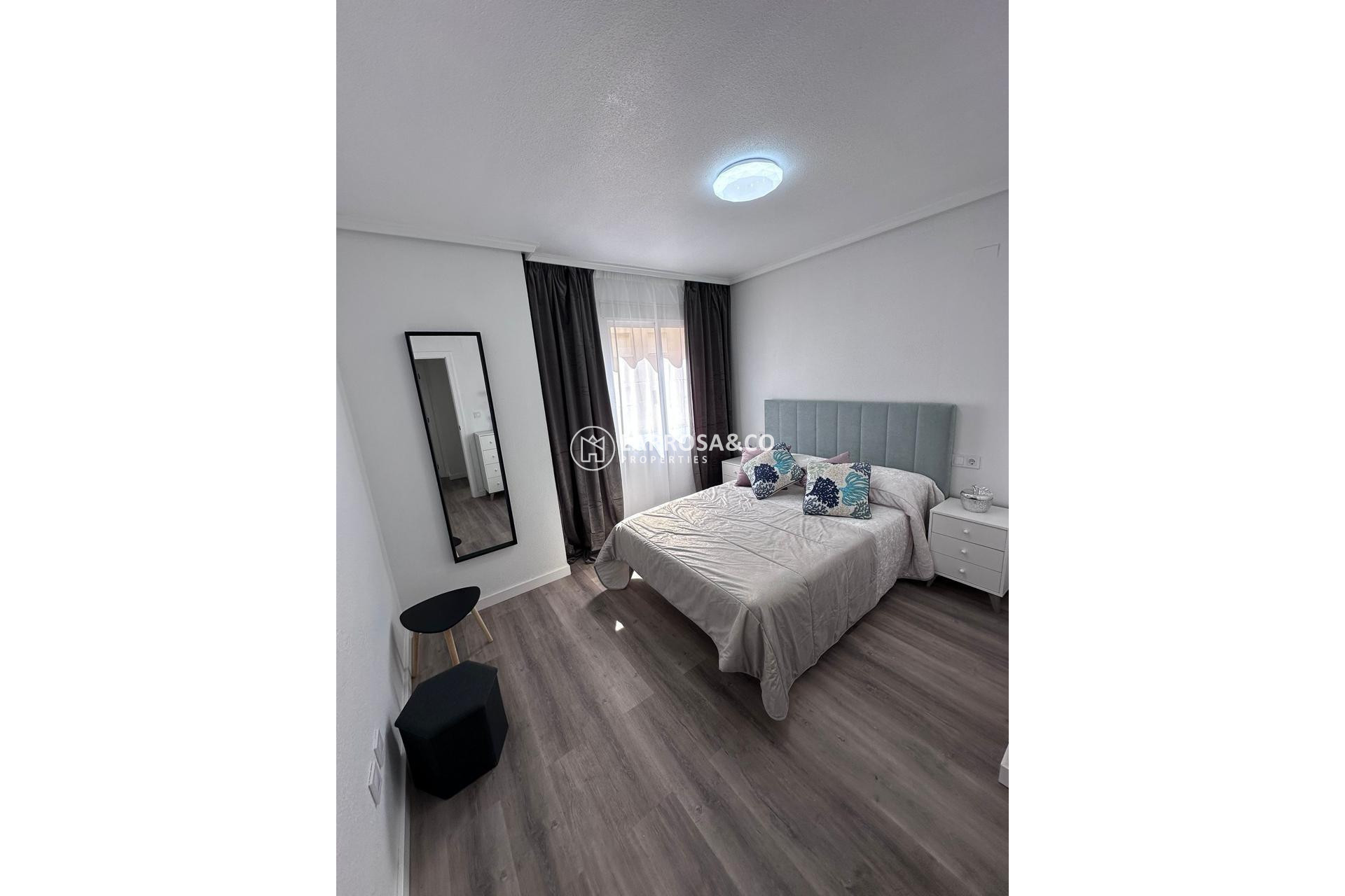 Reventa - Apartamento - Torrevieja - Centro - Muelle Pesquero