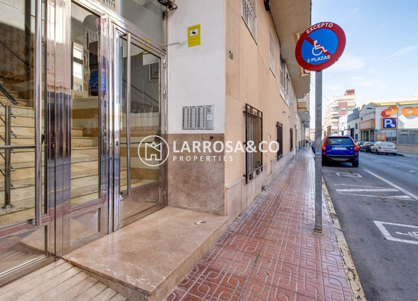 Reventa - Apartamento - Torrevieja - Centro