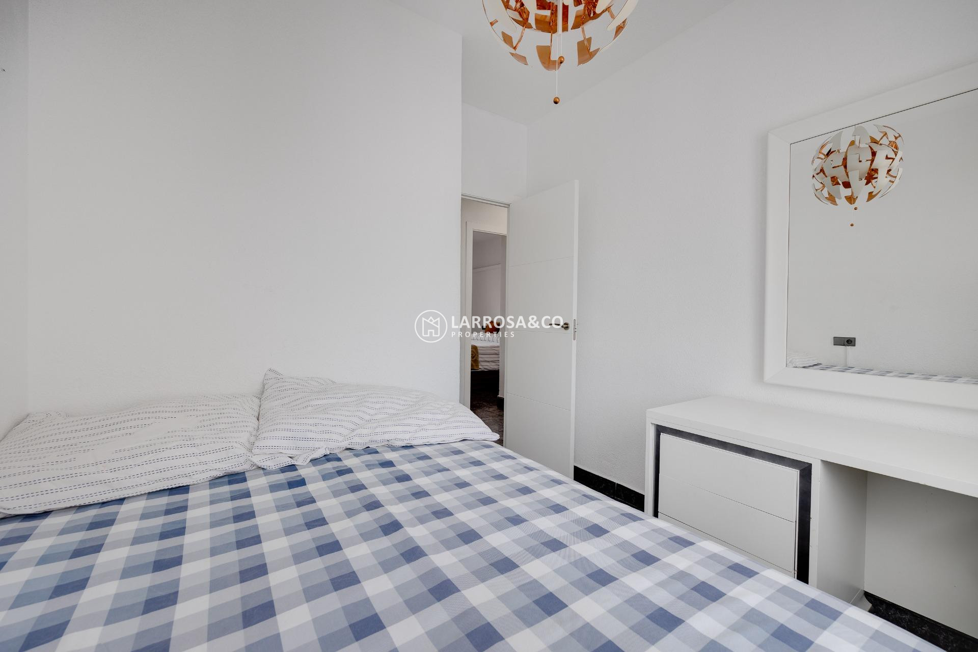 Reventa - Apartamento - Torrevieja - Centro