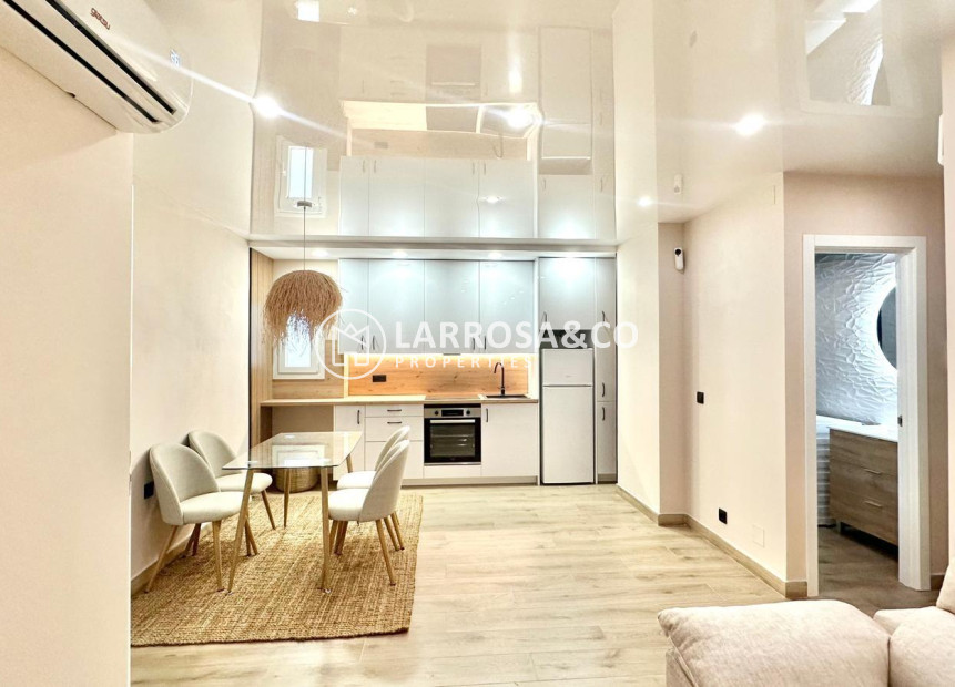 Reventa - Apartamento - Torrevieja - Centro