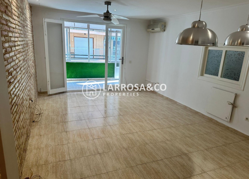 Reventa - Apartamento - Torrevieja - El Acequión - Los Náufragos