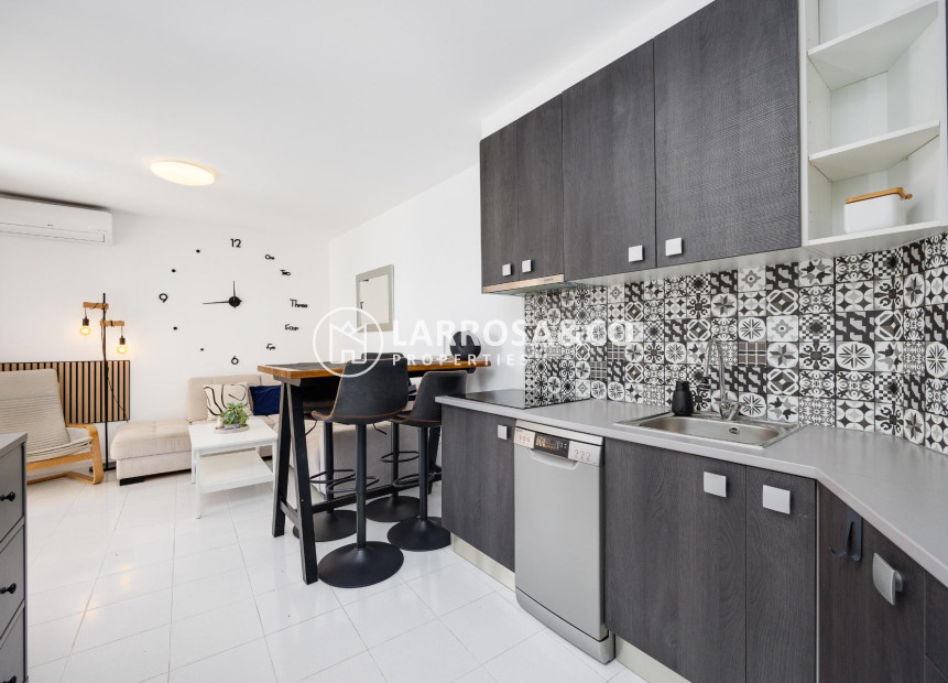 Reventa - Apartamento - Torrevieja - La Mata