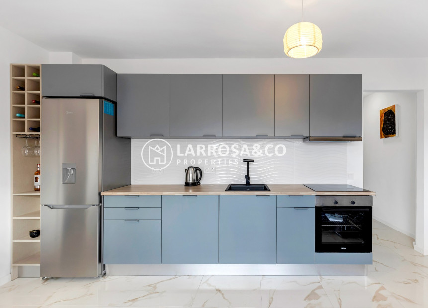 Reventa - Apartamento - Torrevieja - La Mata