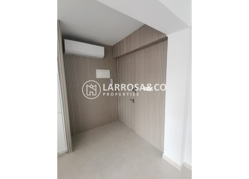 Reventa - Apartamento - Torrevieja - La Mata