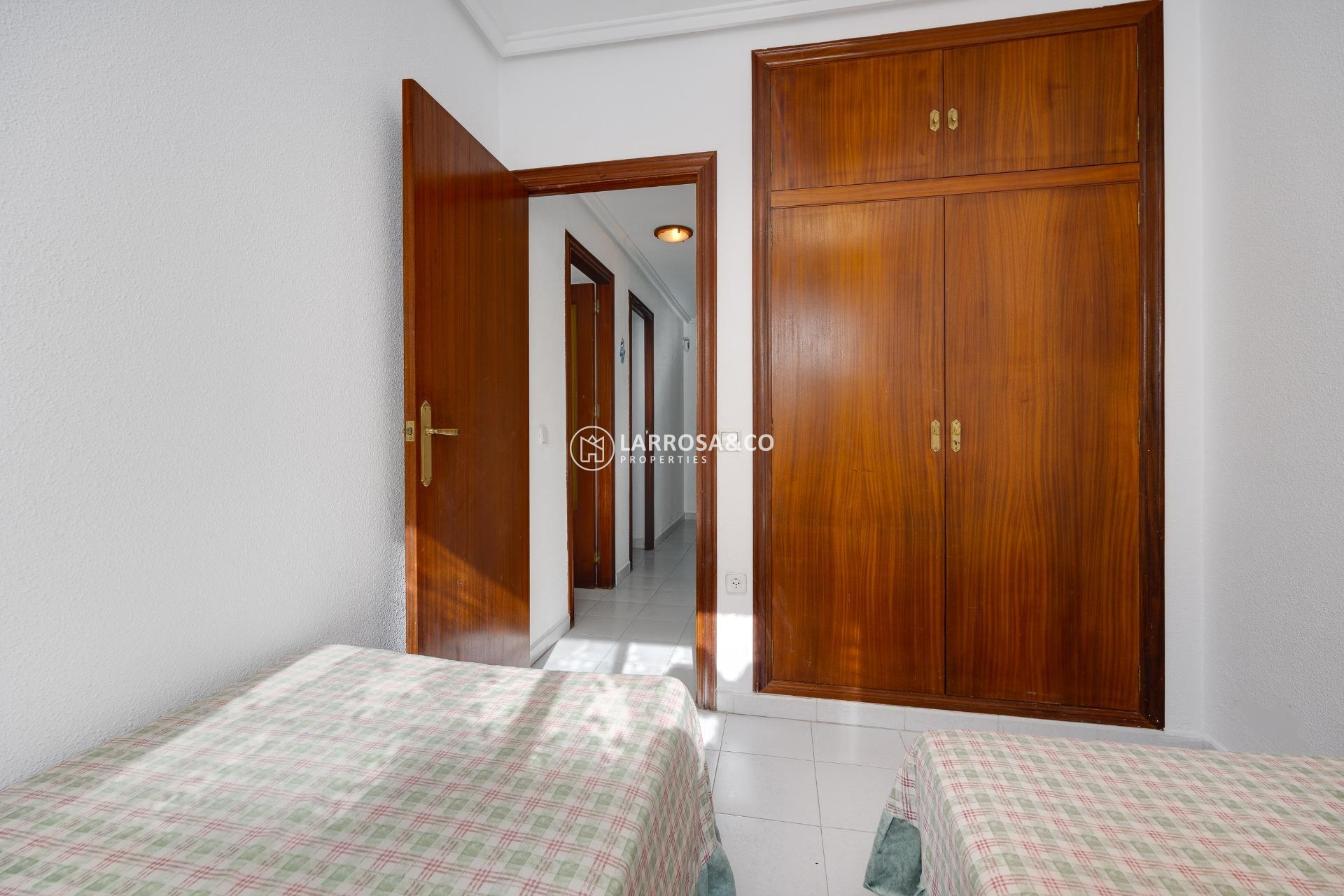 Reventa - Apartamento - Torrevieja - Las Piscinas Naturales