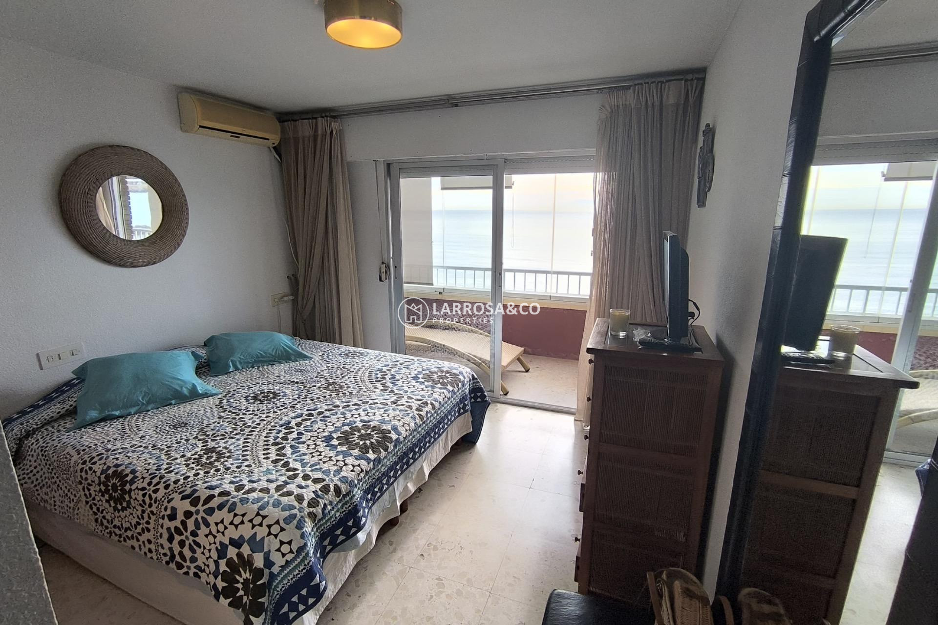 Reventa - Apartamento - Torrevieja - Las Piscinas Naturales