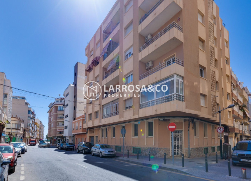 Reventa - Apartamento - Torrevieja - Los Balcones