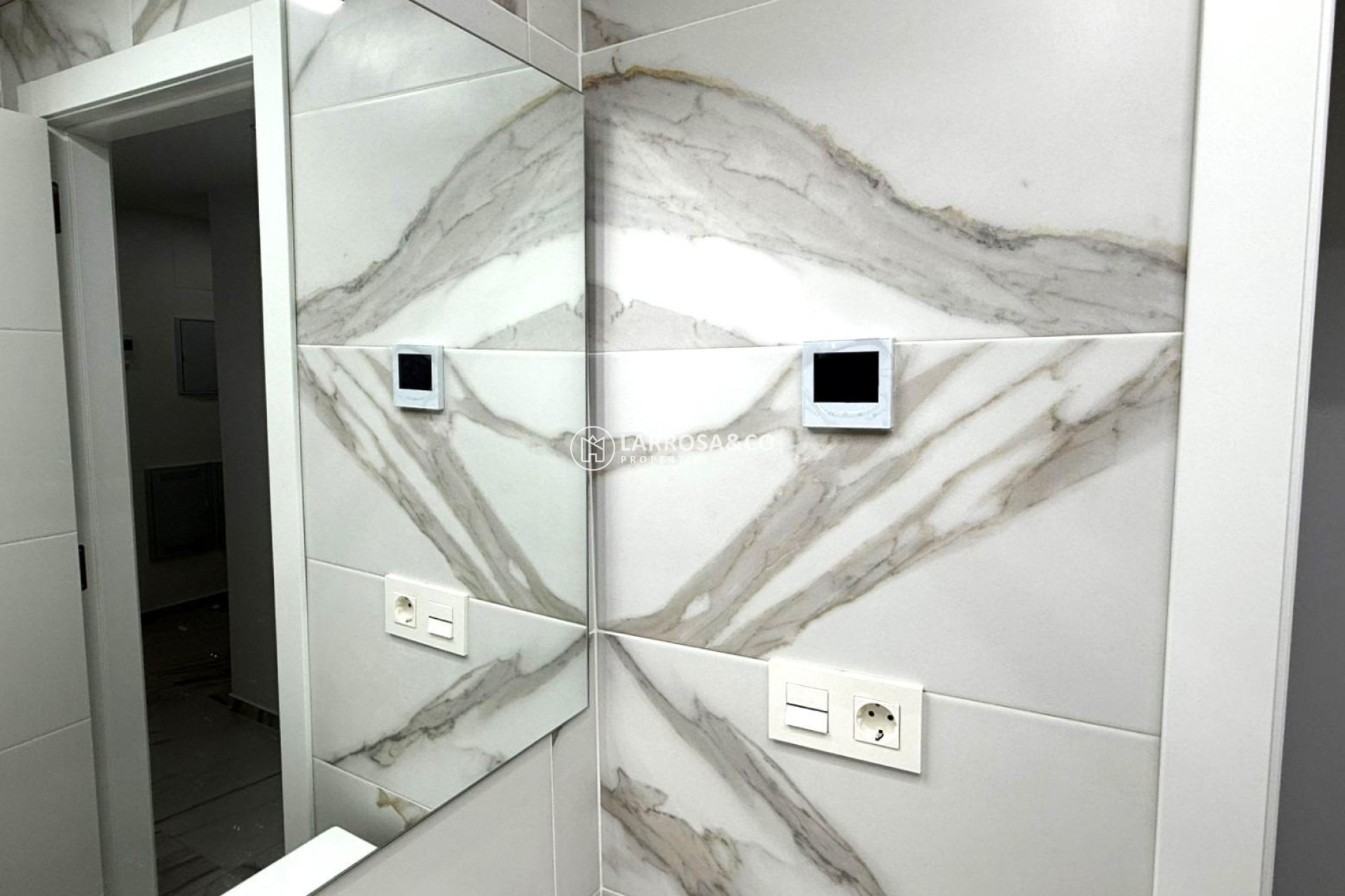 Reventa - Apartamento - Torrevieja - Parque de las Naciones