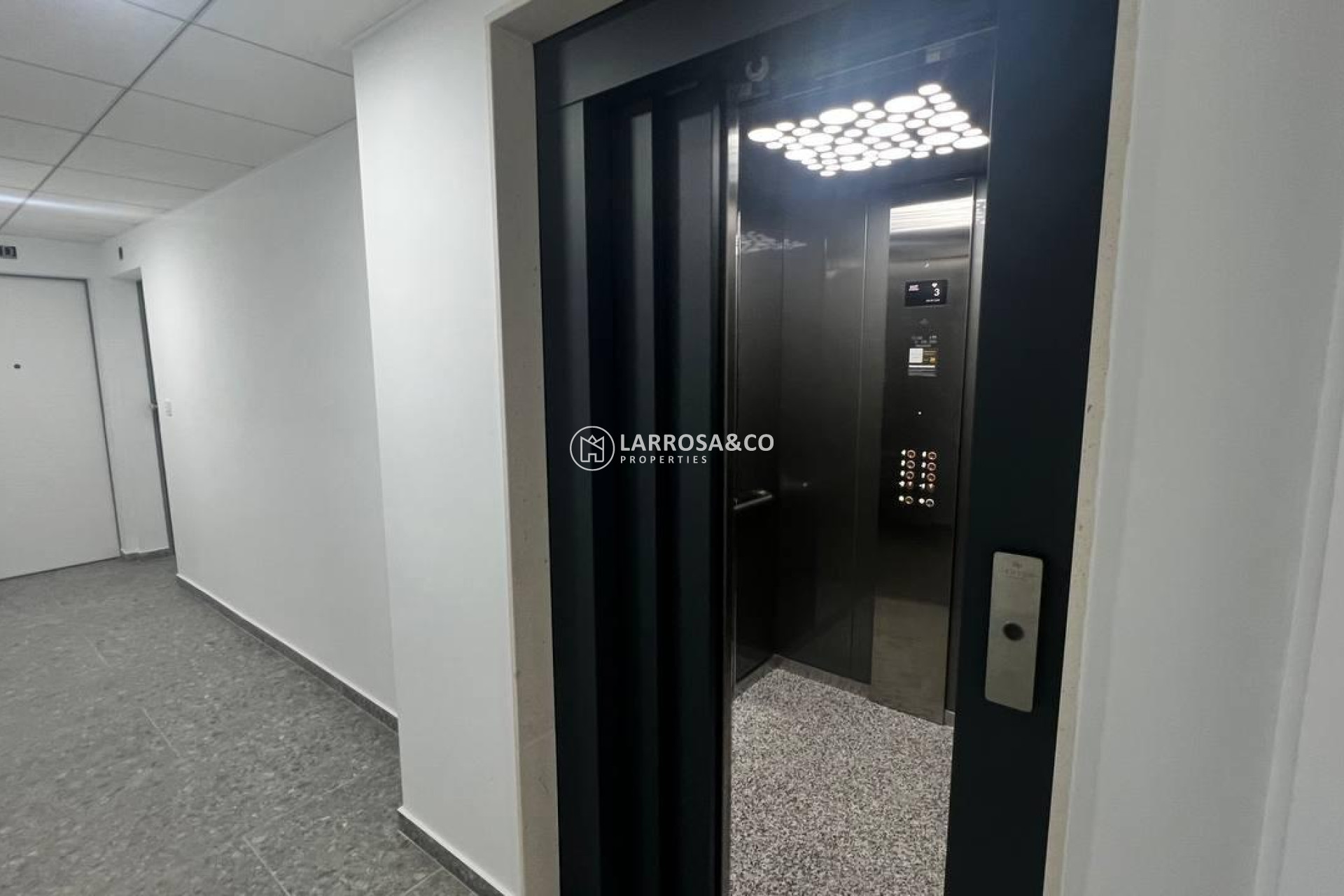 Reventa - Apartamento - Torrevieja - Parque de las Naciones