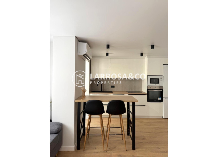 Reventa - Apartamento - Torrevieja - Paseo maritimo