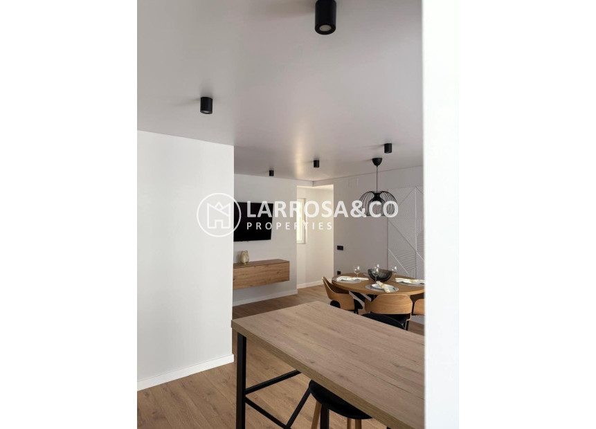 Reventa - Apartamento - Torrevieja - Paseo maritimo