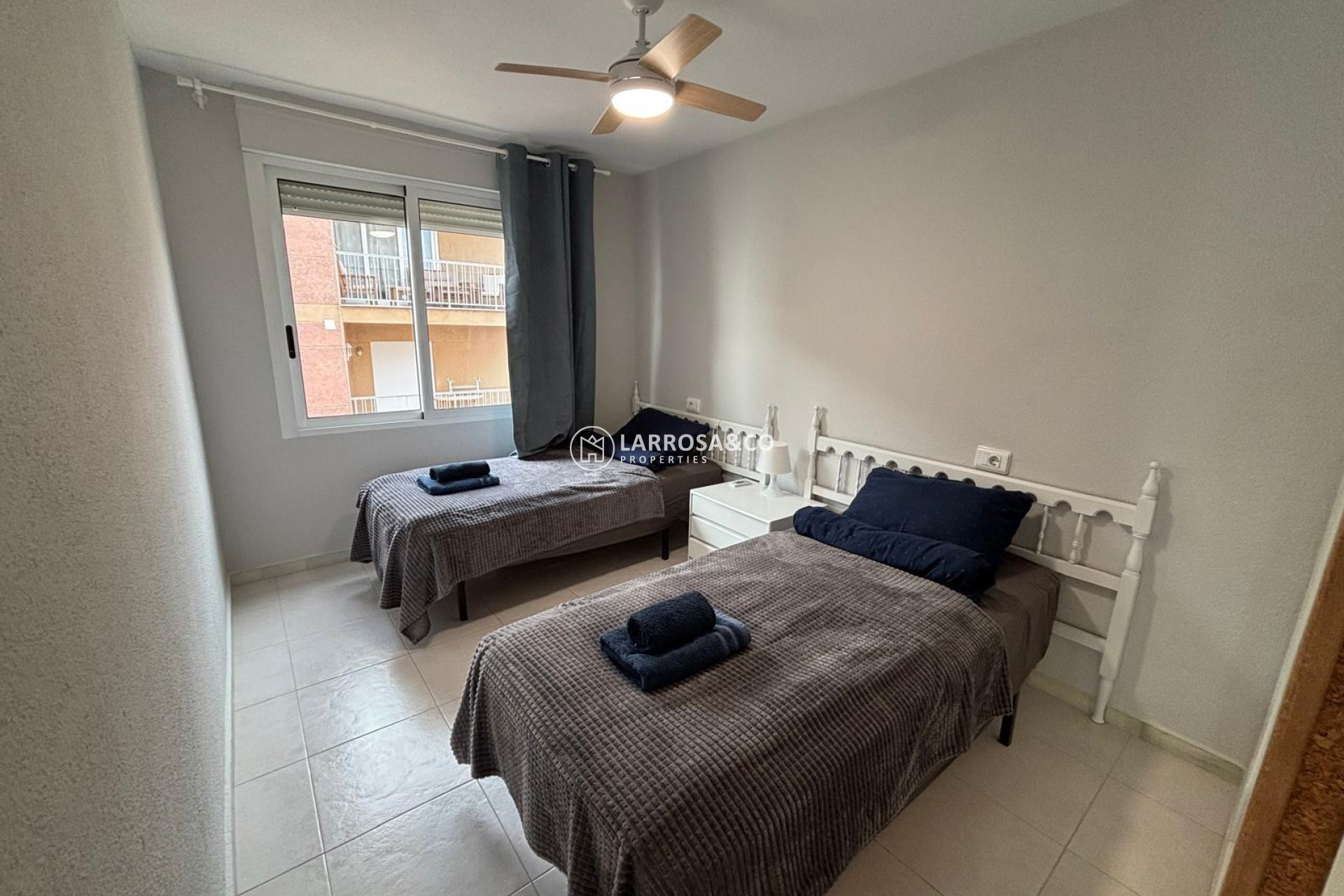 Reventa - Apartamento - Torrevieja - Playa de los Naufragos