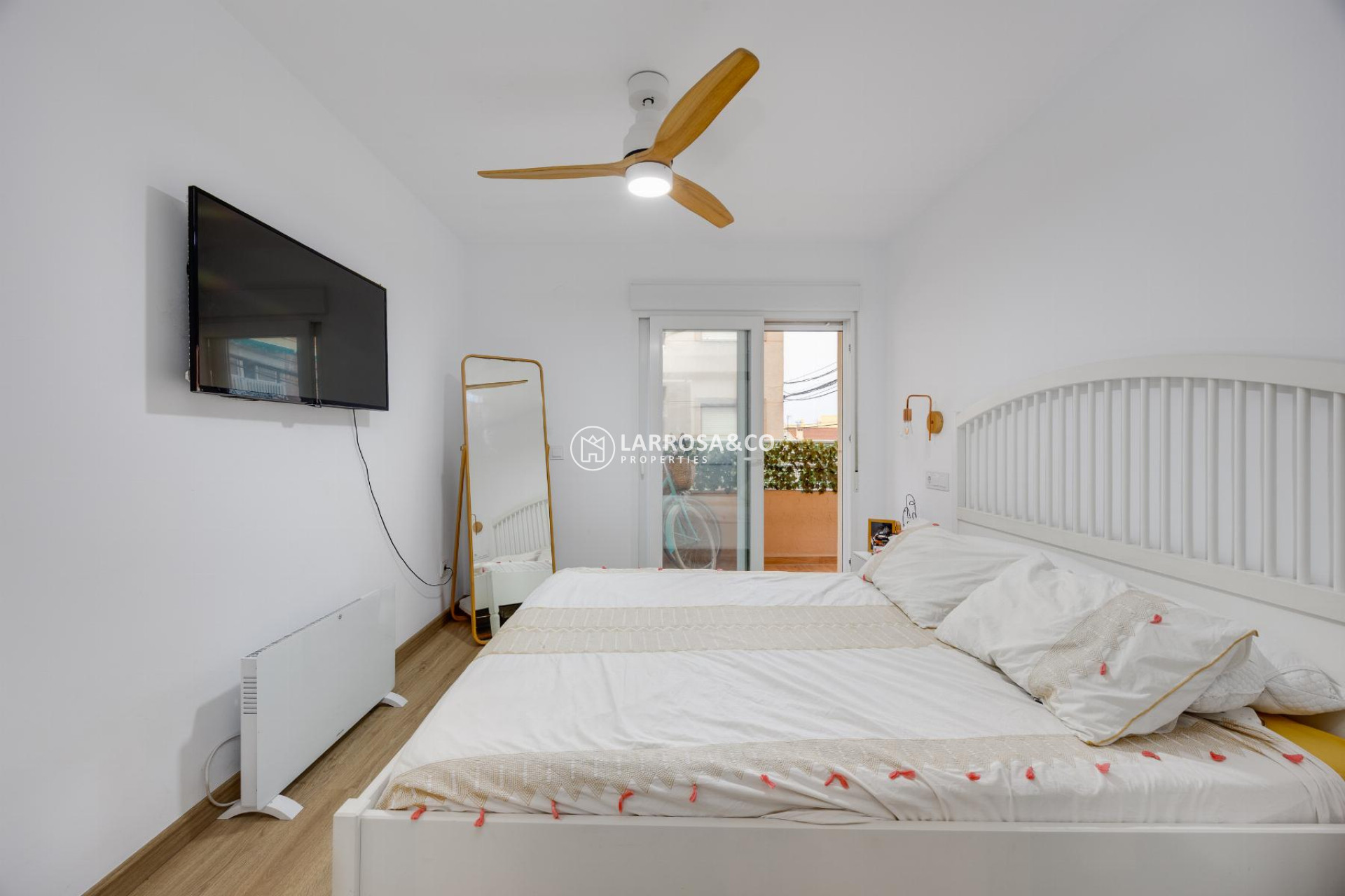 Reventa - Apartamento - Torrevieja - Playa de los Naufragos