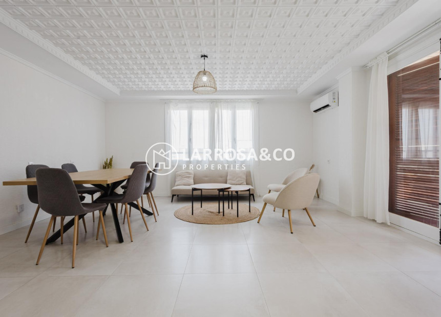Reventa - Apartamento - Torrevieja - Playa del Acequión