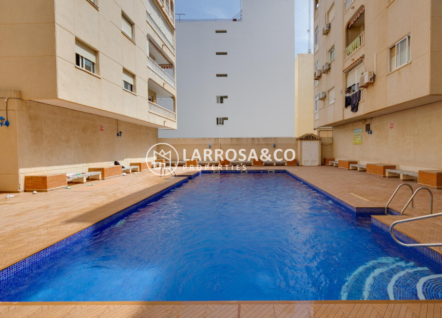 Reventa - Apartamento - Torrevieja - Playa del Acequión
