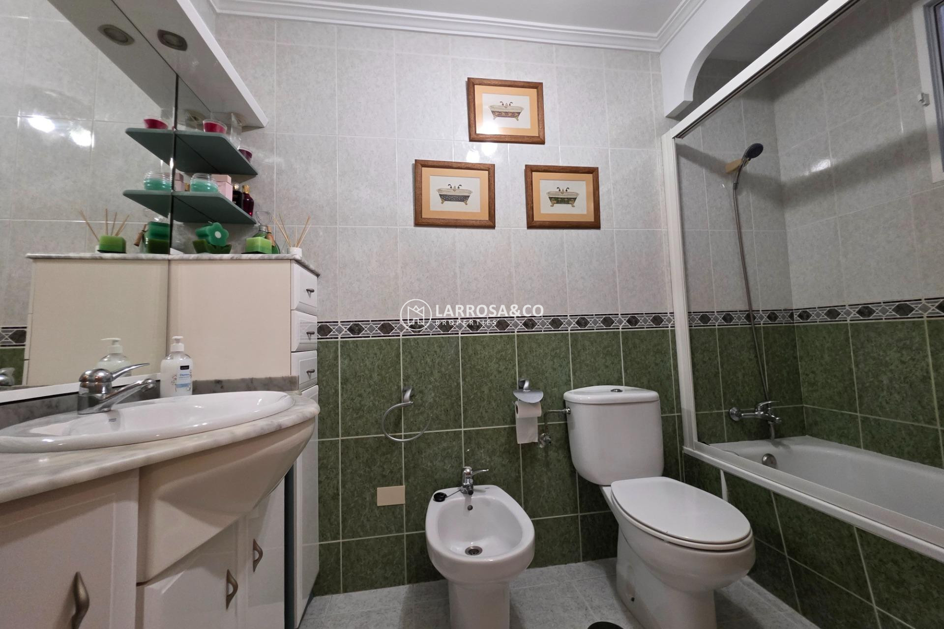 Reventa - Apartamento - Torrevieja - Playa del cura