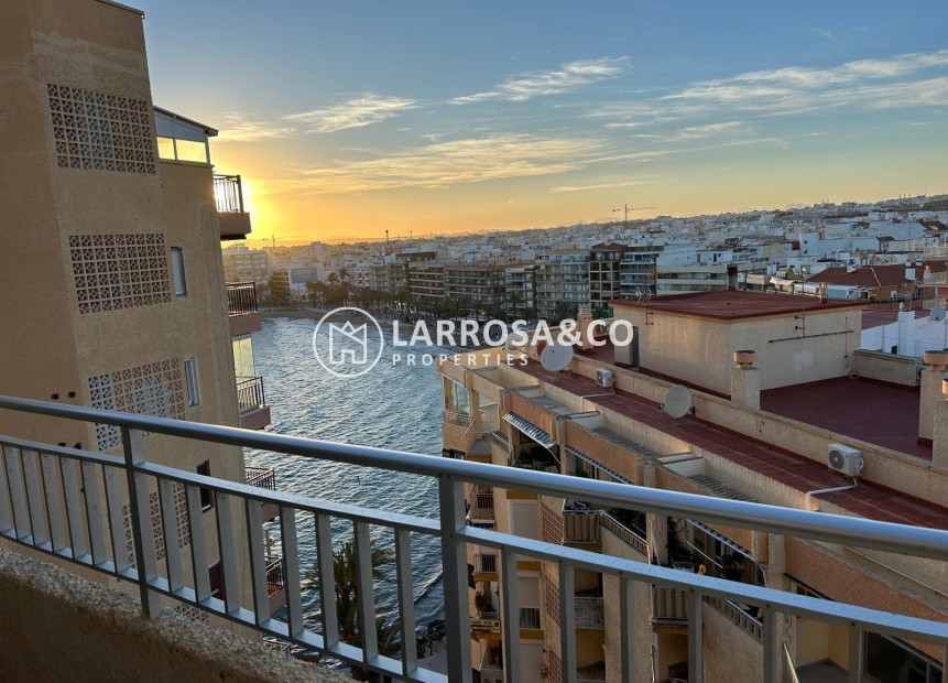 Reventa - Apartamento - Torrevieja - Playa del cura