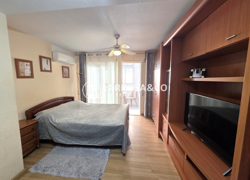 Reventa - Apartamento - Torrevieja - Playa del cura